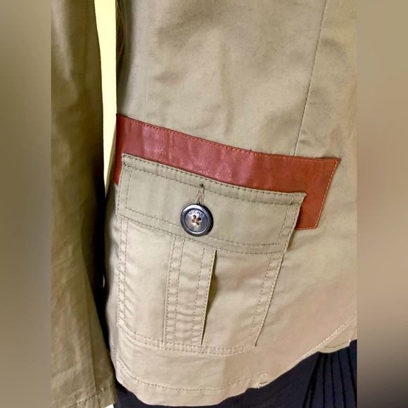 Michael Kors army green khaki safari cargo blazer collared 2 buttons 4 pockets S - Picture 9 of 16